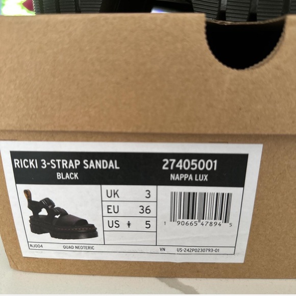 Ricki 3-Strap Sandal - Picture 4 of 4